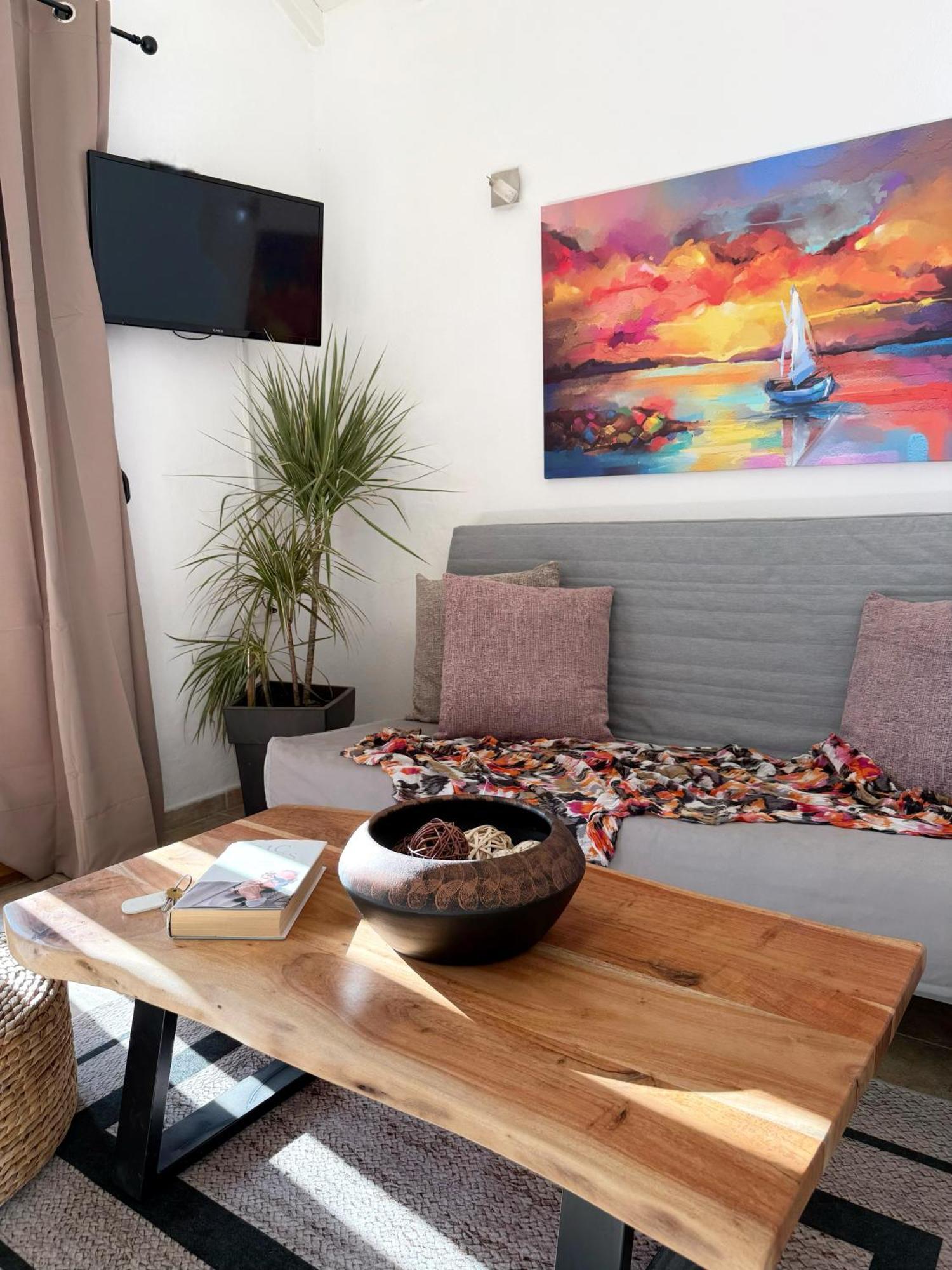 Del Sol Suites 斯基亚索斯镇 外观 照片