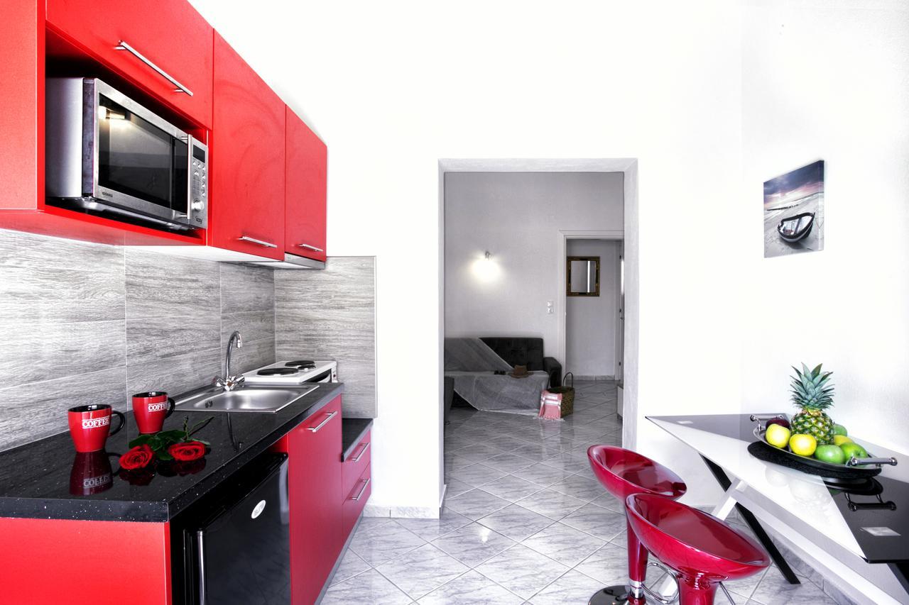 Del Sol Suites 斯基亚索斯镇 外观 照片